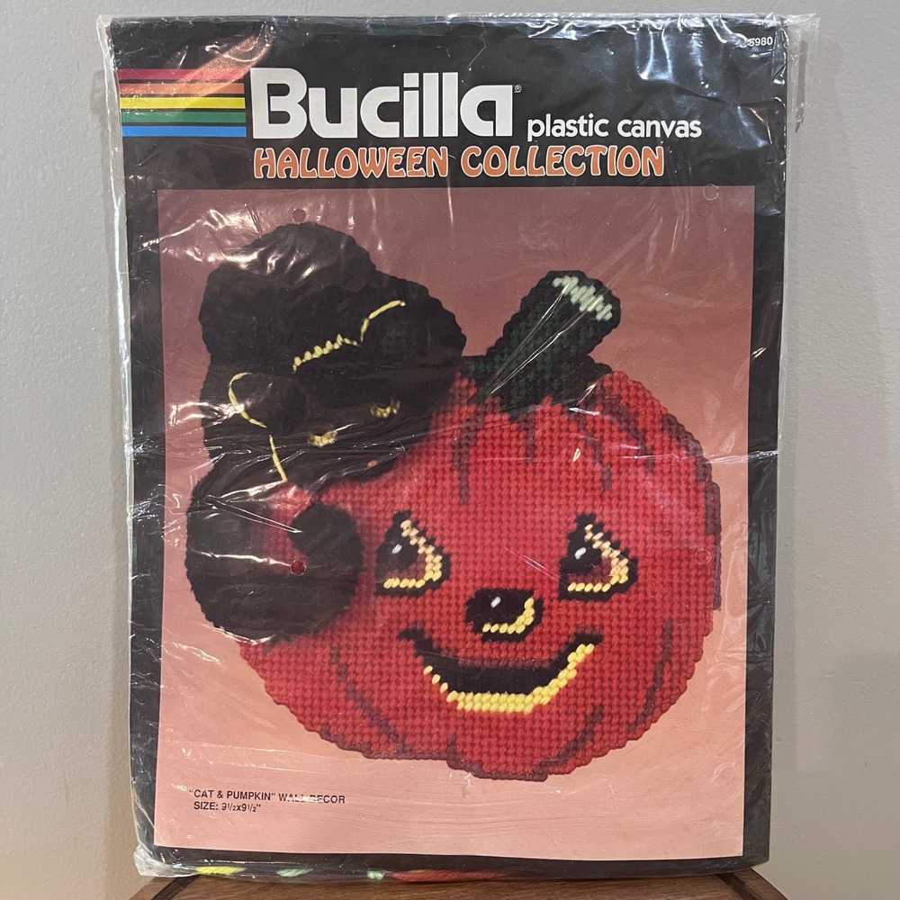Vtg Bucilla Halloween Plastic Canvas Kit Cat & Pumpkin Wall Decor‎ Retro 5980